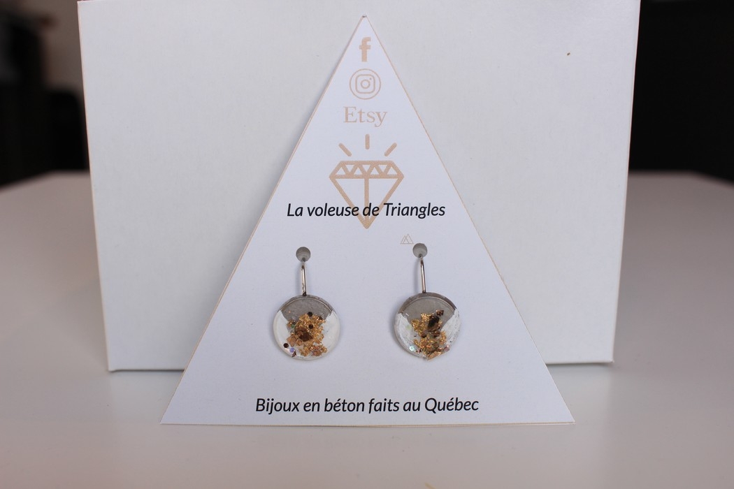 BOUCLES D'OREILLES CROCHETS BLANCHEET OR