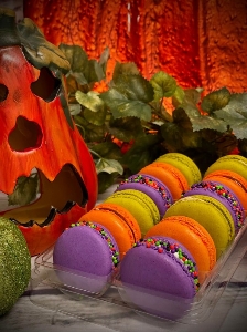 Ensemble 12 Macarons Halloween - Coloré