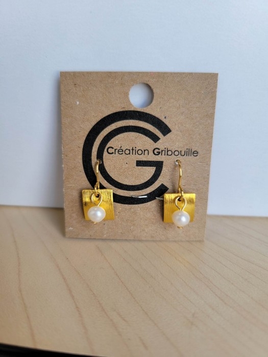 Boucles d'oreilles avec perle - carré/or
