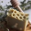 Savon - Miel, épices chai et eucalyptus citronné