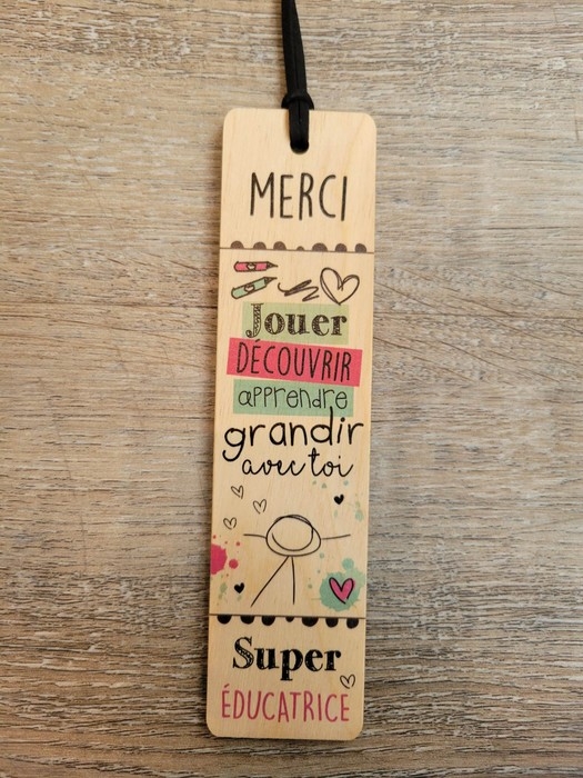 Signet Cadeau - Super éducatrice, jouer