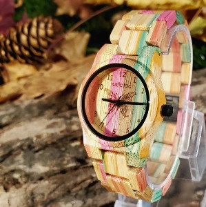Montre en bois pour femmes - RAINBOW