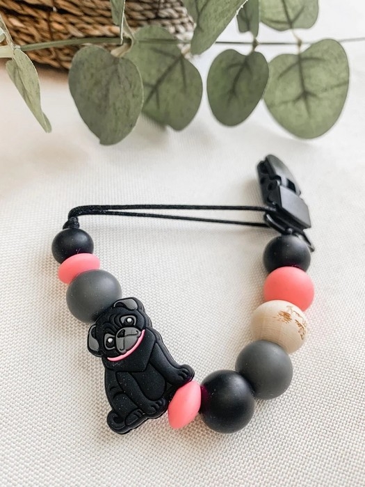 Attache suce - chien pug
