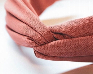 SERRE-TÊTE CROISÉ - VIEUX ROSE
