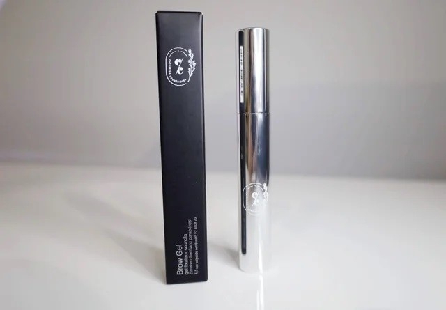Gel fixateur sourcils
